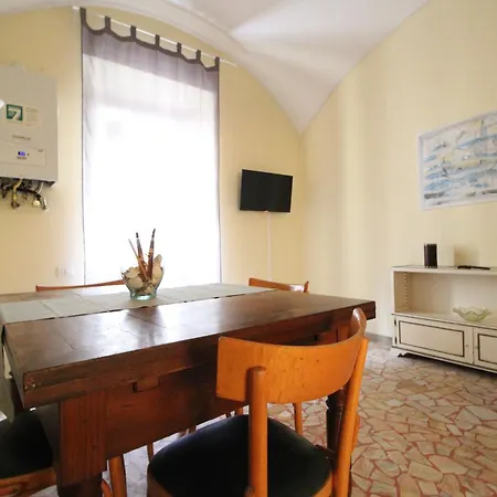 Apartment The House Of Painting