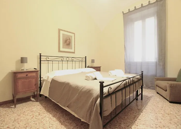 The House Of Painting * Siena