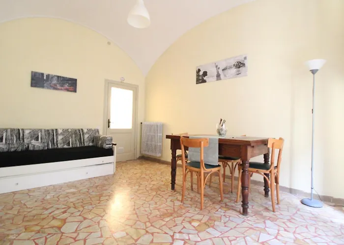 The House Of Painting * Siena